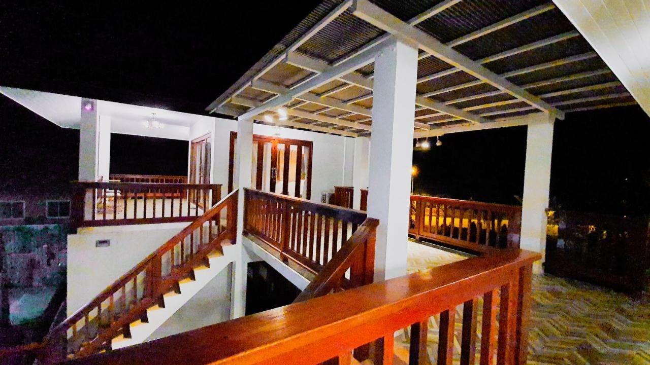 Baan Bhuwann Holiday Apartment Chaloklum Exterior photo