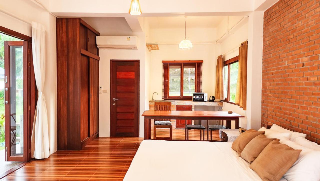 Baan Bhuwann Holiday Apartment Chaloklum Exterior photo